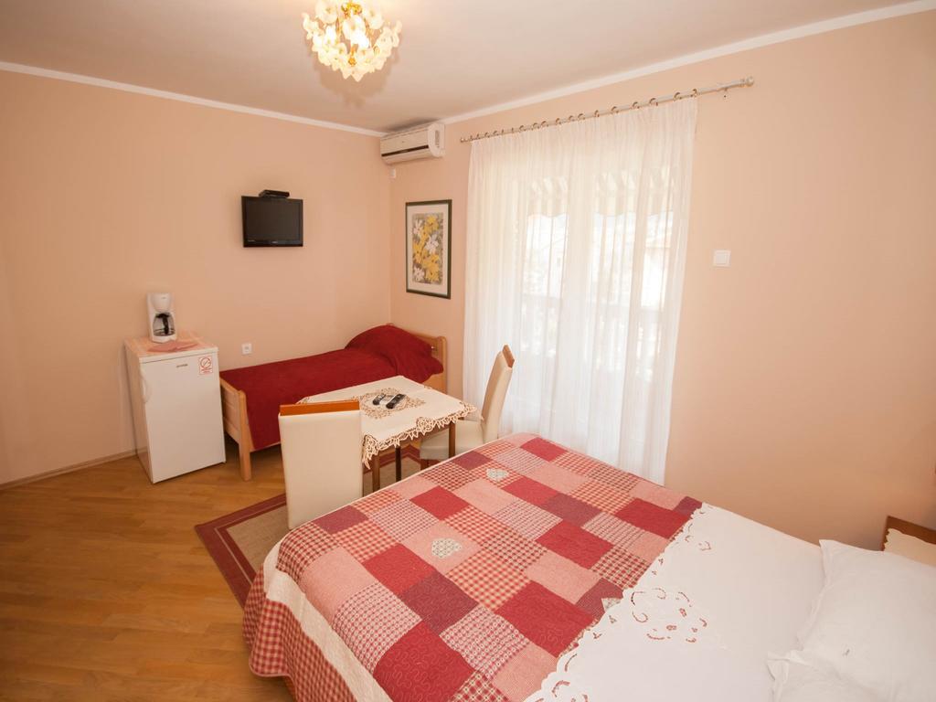 Rooms Nadica Baška Esterno foto